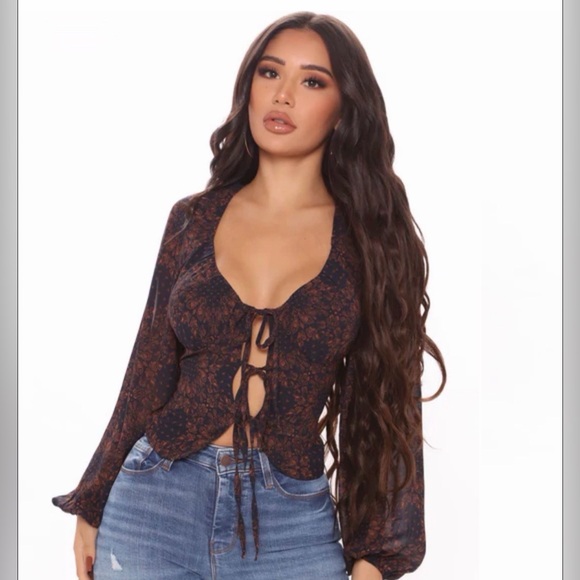 Fashion Nova Tops - NWT FASHION NOVA CHIA BOY CHIFFON TOP size S